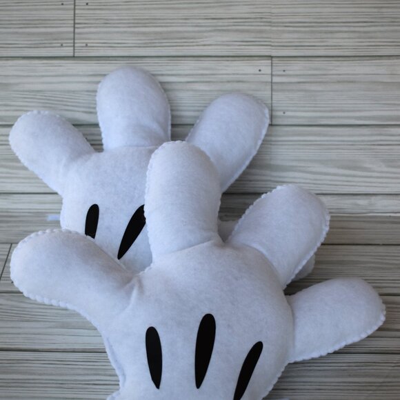 Christmas Mickey felt glove /wreath attachment/ tree decor - Picture 8 of 8
